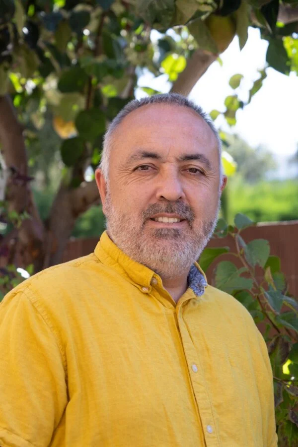 Héctor Aún